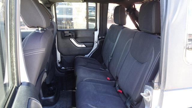 2015 Jeep Wrangler Unlimited 4WD 4dr Sahara