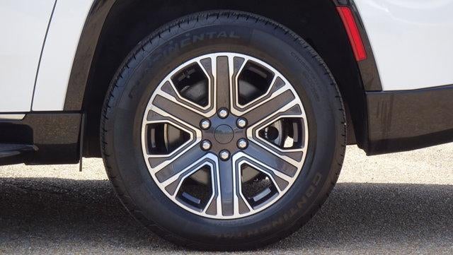 2024 Jeep Wagoneer L Series II 4x2 *Ltd Avail*
