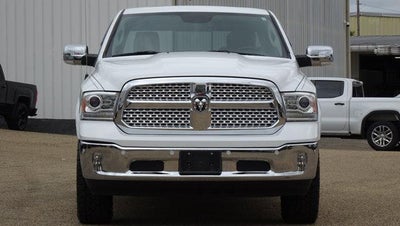 2018 RAM 1500 Laramie 4x4 Crew Cab 5'7" Box