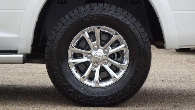 2018 RAM 1500 Laramie 4x4 Crew Cab 5'7" Box