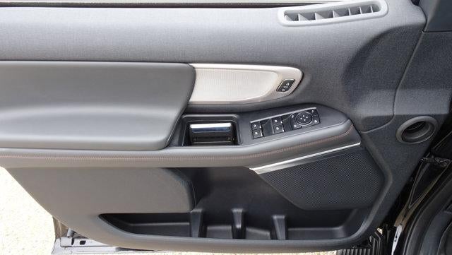 2025 Ford Expedition Active 4x2