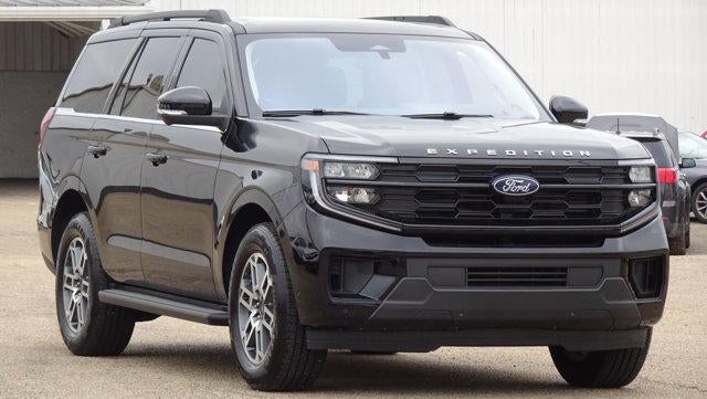 2025 Ford Expedition Active 4x2