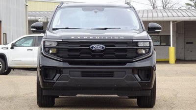 2025 Ford Expedition Active 4x2