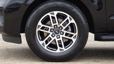 2025 Ford Expedition Active 4x2