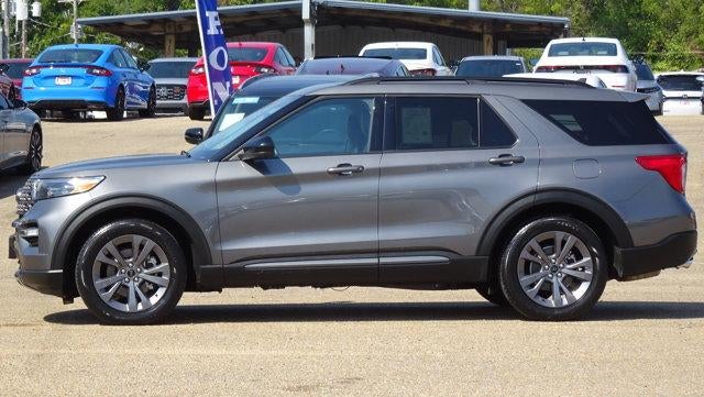 2023 Ford Explorer XLT RWD