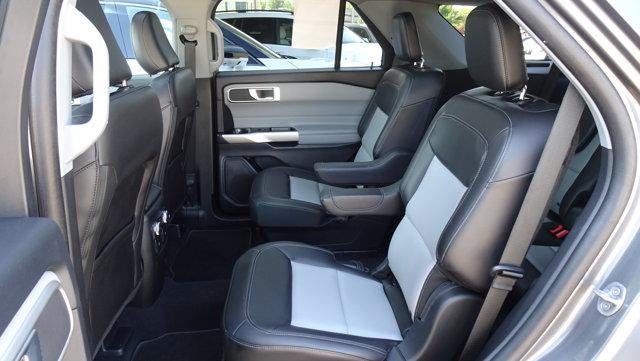 2023 Ford Explorer XLT RWD