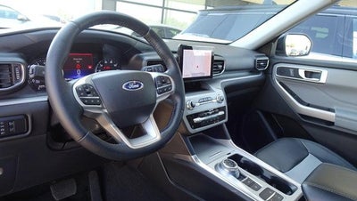 2023 Ford Explorer XLT RWD