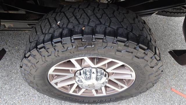 2016 Ford Super Duty F-350 SRW 4WD Crew Cab 6-3/4 Ft Box XL