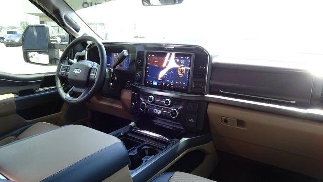 2026 Ford Super Duty F-350 DRW XL 4WD Crew Cab 8' Box