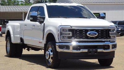 2026 Ford Super Duty F-350 DRW XL 4WD Crew Cab 8' Box