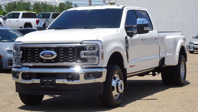 2026 Ford Super Duty F-350 DRW XL 4WD Crew Cab 8' Box