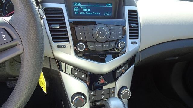 2014 Chevrolet Cruze Sedan LS (Automatic)