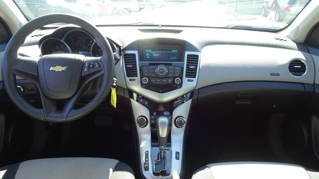 2014 Chevrolet Cruze Sedan LS (Automatic)