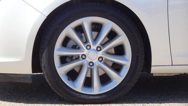 2013 Buick Verano 4dr Sdn Leather Group
