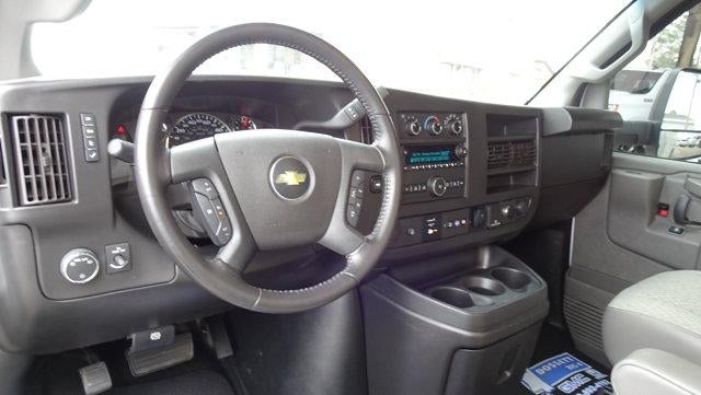 2022 Chevrolet Express Commercial Cutaway 3500 Van 159"