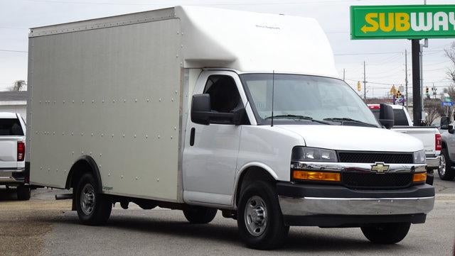 2022 Chevrolet Express Commercial Cutaway 3500 Van 159"