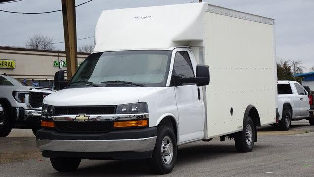 2022 Chevrolet Express Commercial Cutaway 3500 Van 159"