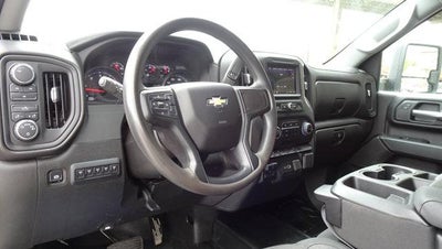 2025 Chevrolet Silverado 3500 HD CC 4WD Crew Cab 177" WB, 60" CA Work Truck