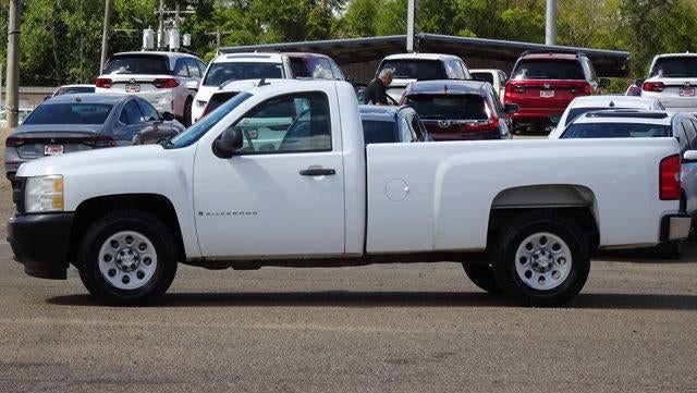 2008 Chevrolet Silverado 1500 2WD Regular Cab Long Box Work Truck