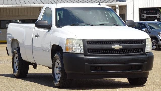 2008 Chevrolet Silverado 1500 2WD Regular Cab Long Box Work Truck