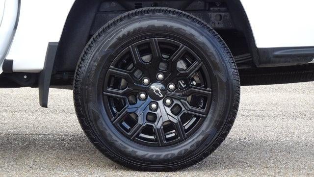 2025 Chevrolet Colorado Crew Cab Short Box 2-Wheel Drive Work Truck