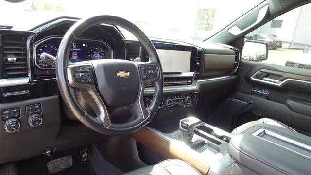 2022 Chevrolet Silverado 1500 Crew Cab Short Box 4-Wheel Drive High Country