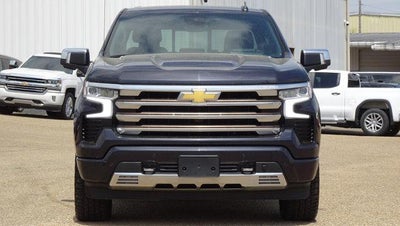 2022 Chevrolet Silverado 1500 Crew Cab Short Box 4-Wheel Drive High Country
