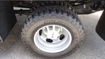 2024 GMC Sierra 3500 HD CC 4WD Crew Cab 177" WB, 60" CA Pro