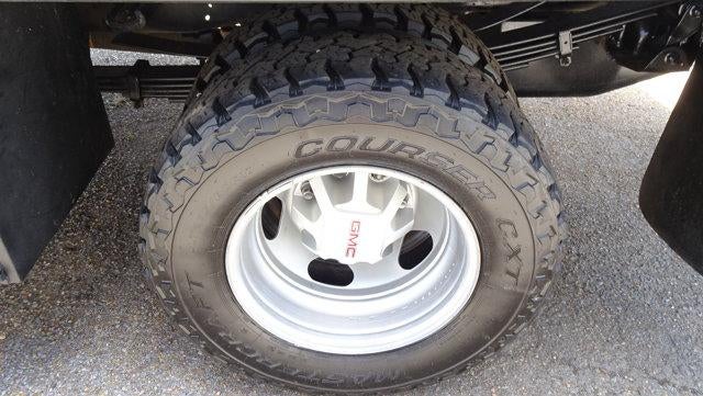 2024 GMC Sierra 3500 HD CC 4WD Crew Cab 177" WB, 60" CA Pro