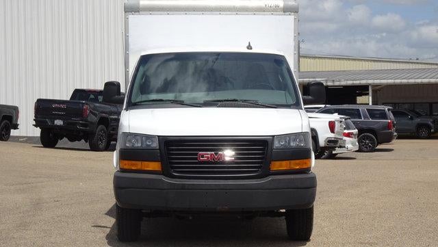 2019 GMC Savana Commercial Cutaway 3500 Van 139"