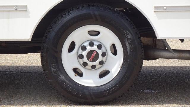 2019 GMC Savana Commercial Cutaway 3500 Van 139"