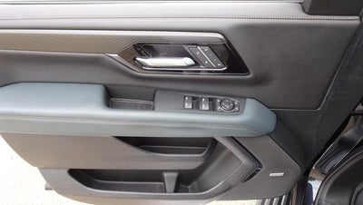 2025 GMC Yukon 4WD 4dr AT4
