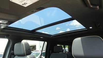 2024 Chevrolet Suburban 2WD Premier