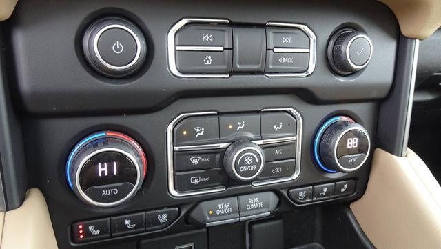 2021 Chevrolet Suburban 4WD Premier