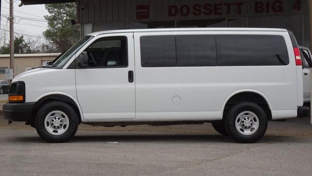 2015 Chevrolet Express Passenger 2500 Regular Wheelbase Rear-Wheel Drive 1LS