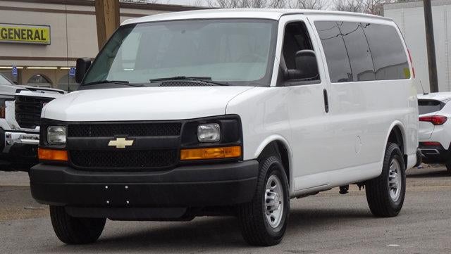 2015 Chevrolet Express Passenger 2500 Regular Wheelbase Rear-Wheel Drive 1LS