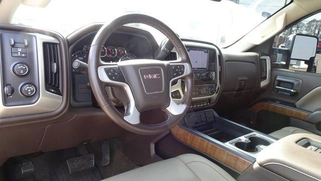 2017 GMC Sierra 2500 HD Crew Cab Standard Box 4-Wheel Drive SLT