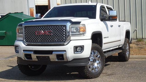 2016 GMC Sierra 2500 HD Crew Cab Standard Box 4-Wheel Drive Denali