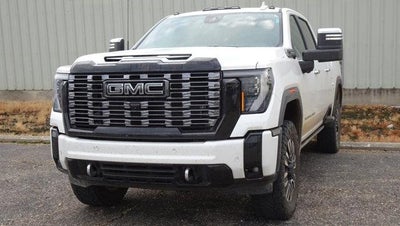 2025 GMC Sierra 2500 HD Crew Cab Standard Box 4-Wheel Drive Denali Ultimate