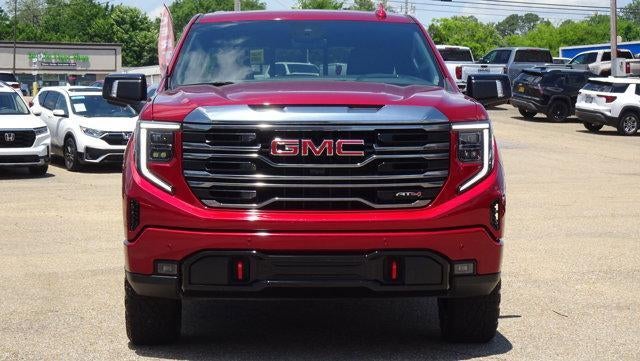 2022 GMC Sierra 1500 Crew Cab Short Box 4-Wheel Drive AT4