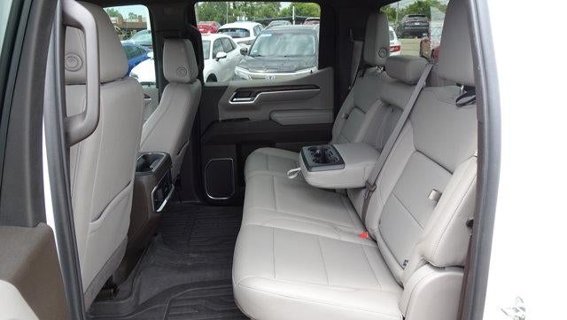 2022 GMC Sierra 1500 Crew Cab Short Box 4-Wheel Drive SLT