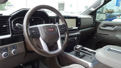 2022 GMC Sierra 1500 Crew Cab Short Box 4-Wheel Drive SLT