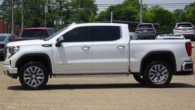 2023 GMC Sierra 1500 Crew Cab Short Box 4-Wheel Drive Denali