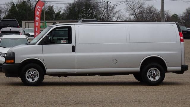 2022 GMC Savana Cargo Van 2500 Extended Wheelbase Rear-Wheel Drive