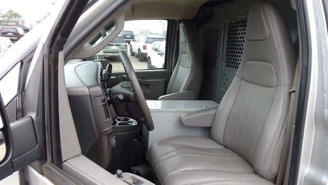 2022 GMC Savana Cargo Van 2500 Extended Wheelbase Rear-Wheel Drive