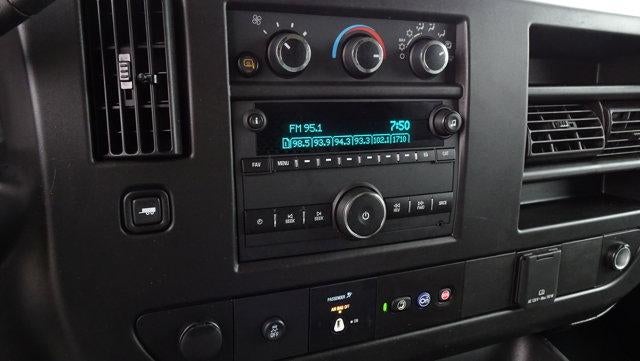 2022 GMC Savana Cargo Van 2500 Extended Wheelbase Rear-Wheel Drive