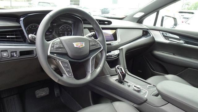 2025 Cadillac XT5 FWD 4dr Premium Luxury