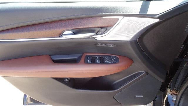 2023 Cadillac XT5 AWD 4dr Sport