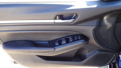 2024 Nissan Altima 2.5 SR Sedan