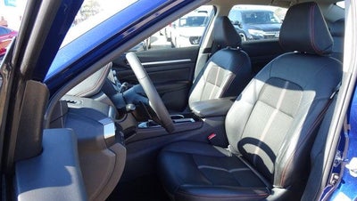 2024 Nissan Altima 2.5 SR Sedan